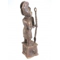 Statuetă  Războinic Edo | Imperiul Benin | bronz | cca 1900 | Nigeria